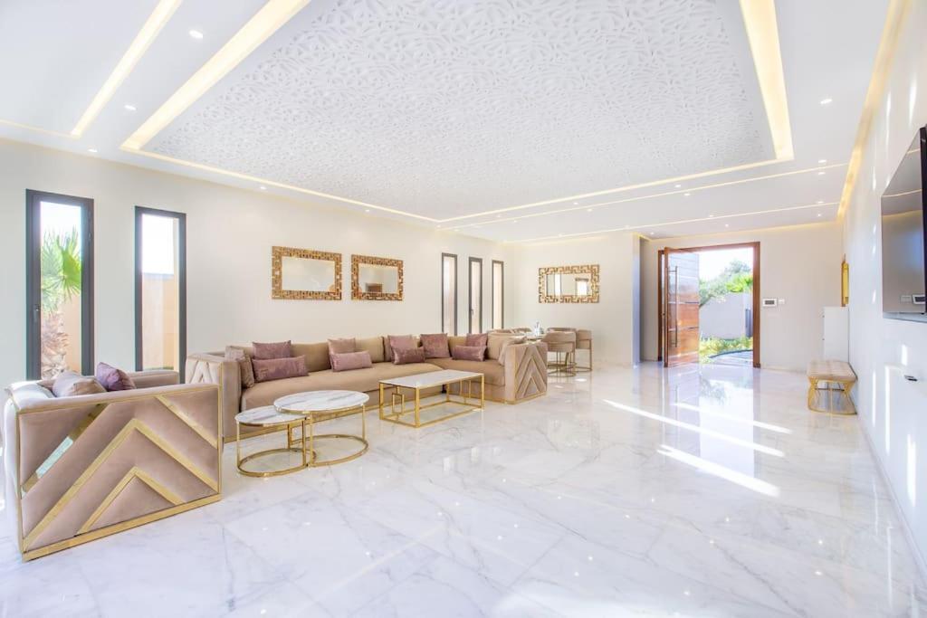 Villa Hawai, Ss Vis A Vis Avec Espace De Sport , Piscine Chauffee Marrakesh Eksteriør billede